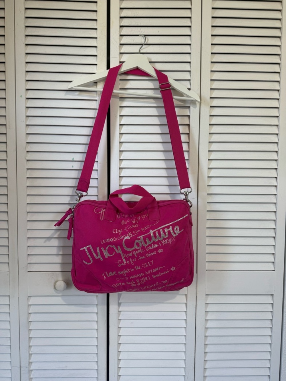 Y2K VINTAGE Juicy Couture Bright Pink Laptop Shoulder Bag with Script Logo